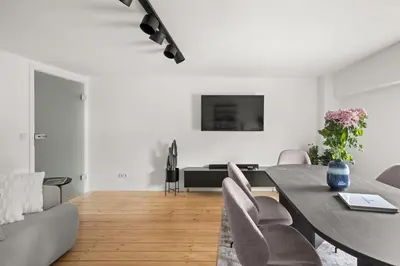 TV/Unterhaltungsangebot in der Unterkunft Geräumiges Apartment in zentraler Lage Potsdams