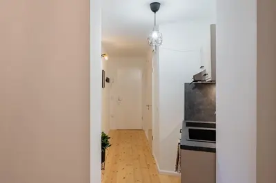 Küche/Küchenzeile in der Unterkunft Geräumiges Apartment in zentraler Lage Potsdams