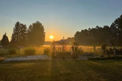 Blick auf den Sonnenuntergang/Sonnenaufgang von des Ferienhauses aus oder aus der Nähe