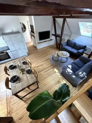 Ein Sitzbereich in der Unterkunft Loft in Historischer Schmiede