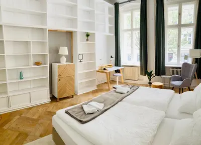 Ein Bett oder Betten in einem Zimmer der Unterkunft Serviced Room im Herzen Berlin‘s