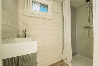 Ein Badezimmer in der Unterkunft Hausboot Havelbiber