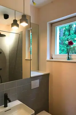 Ein Badezimmer in der Unterkunft VILLA AM SEE - nähe Berlin