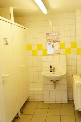 Ein Badezimmer in der Unterkunft Villa Sophienschlösschen nahe Berlin - Exklusive Zeit zwischen 5 Seen mit großer Küche, gratis Sauna & 3500qm Garten