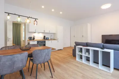 Küche/Küchenzeile in der Unterkunft Neue 2-Zi-Apartment 15 Min Entfernung zum HBF und Brandenburger Tor
