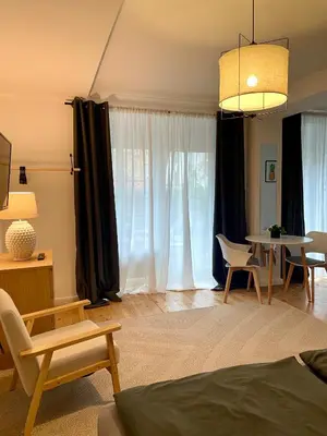 Ein Sitzbereich in der Unterkunft DeNe Living Apartments