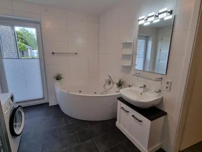 Ein Badezimmer in der Unterkunft Park-Apartment Scharmützelsee Wohnung 1