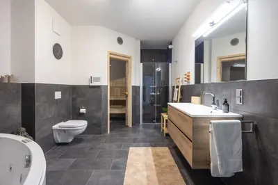Ein Badezimmer in der Unterkunft Park-Apartment Scharmützelsee Wohnung 12