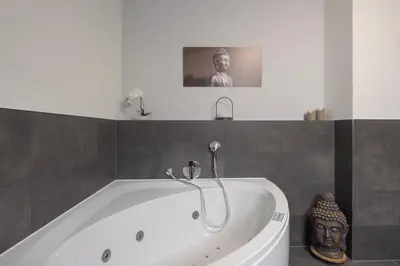 Ein Badezimmer in der Unterkunft Park-Apartment Scharmützelsee Wohnung 12
