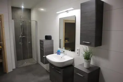 Ein Badezimmer in der Unterkunft Park-Apartment Scharmützelsee Wohnung 13