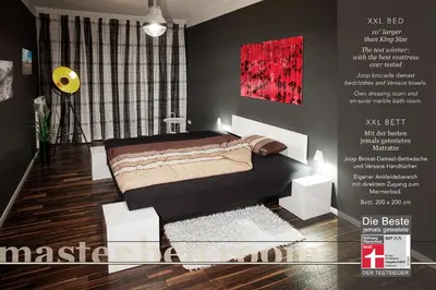Ein Bett oder Betten in einem Zimmer der Unterkunft Your Most Beautiful Home in Mitte – New!