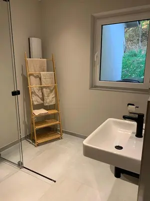Ein Badezimmer in der Unterkunft Auszeit am Schwielowsee - Moderne Ferienwohnung direkt am Schwielowsee
