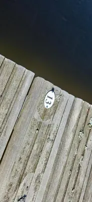 Blick auf einen Fluss in der Nähe des Ferienhauses