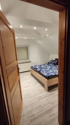 Ein Bett oder Betten in einem Zimmer der Unterkunft Ferienwohnung, Monteurwohnung, Voll Eingerichtet