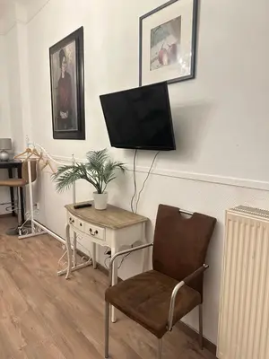 TV/Unterhaltungsangebot in der Unterkunft Art Nouveau ap in Berlins Center