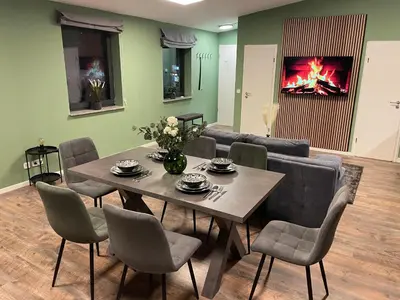 Ein Sitzbereich in der Unterkunft Berlin Loft nähe Olympiastadion