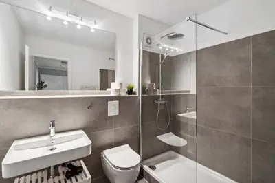 Ein Badezimmer in der Unterkunft Traumhafte Wohnung mitten in Charlottenburg