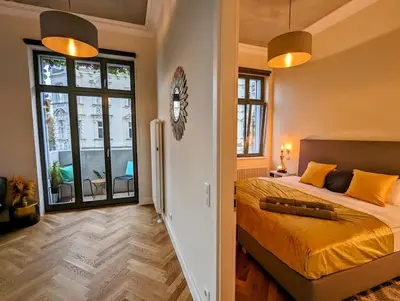 Ein Bett oder Betten in einem Zimmer der Unterkunft Modern building with vertical garden & 2 bedrooms