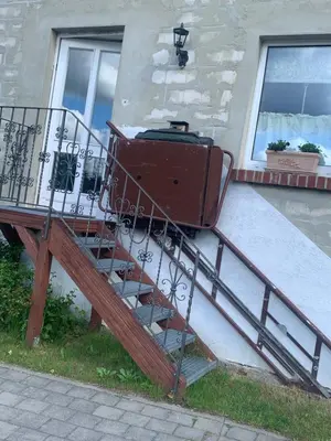 Das Gebäude in dem sich die Ferienwohnung befindet