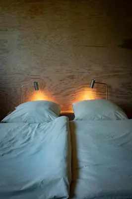 Ein Bett oder Betten in einem Zimmer der Unterkunft Fewo im Naturschutzgebiet, mit großem Balkon