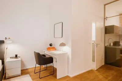 Grundriss der Unterkunft Homely Berlin - Super Modern, City Center, Rosenthalerplatz