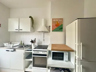 Küche/Küchenzeile in der Unterkunft Spacious 70sqm Apartment Sleeps 6 Free Parking
