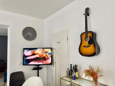 TV/Unterhaltungsangebot in der Unterkunft Spacious 70sqm Apartment Sleeps 6 Free Parking