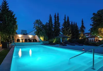 Der Swimmingpool an oder in der Nähe von HOLI DAY SPA 2-Bett Zimmer App 3