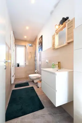 Ein Badezimmer in der Unterkunft Apartment - Lilo Monteur - Ferienwohnung