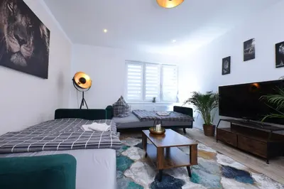 Ein Sitzbereich in der Unterkunft Apartment - Lilo Monteur - Ferienwohnung
