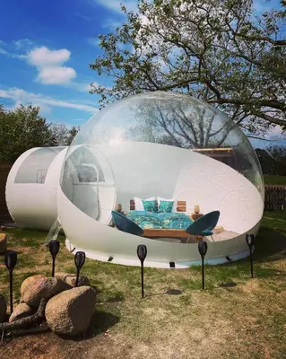 Ein Sitzbereich in der Unterkunft Bubble Tent by Reindahls