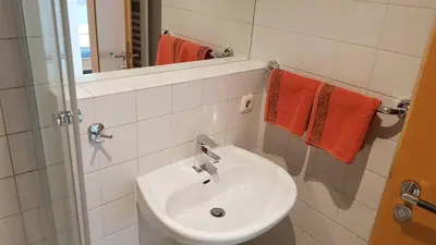 Ein Badezimmer in der Unterkunft Hotel und Appartementhaus Rheden