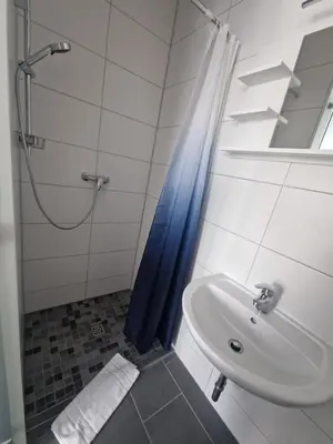 Ein Badezimmer in der Unterkunft BusinessQuartier Berlin