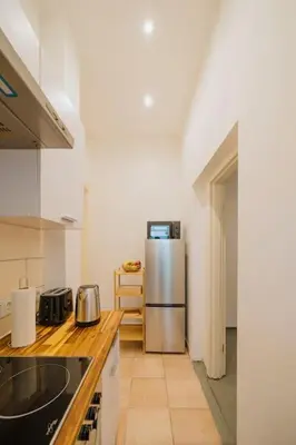 Küche/Küchenzeile in der Unterkunft NEW 130m², Lounge Room, Im Herzen Berlins