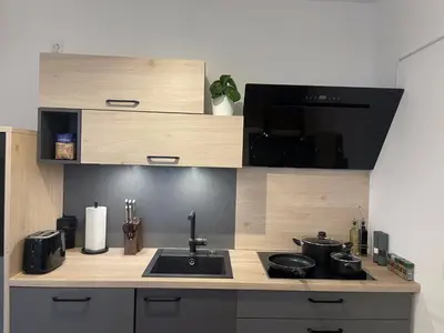 Küche/Küchenzeile in der Unterkunft Luxurious and stylish apartment at BER Airport