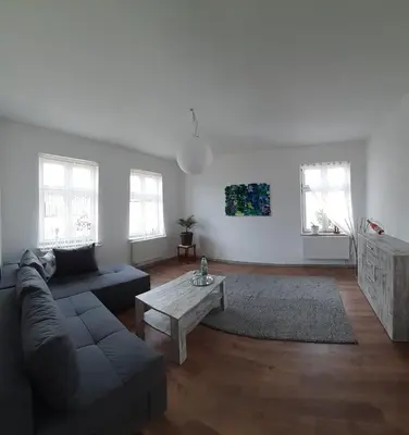 Ein Sitzbereich in der Unterkunft Wohnung für bis zu 4 Monteure in der Nähe von Fehrbellin