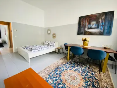 Ein Bett oder Betten in einem Zimmer der Unterkunft Gemütliche 2-Zimmer Wohnung mit kleinen Bad