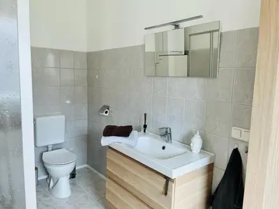 Ein Badezimmer in der Unterkunft Zimmer in Werneuchen bei Berlin