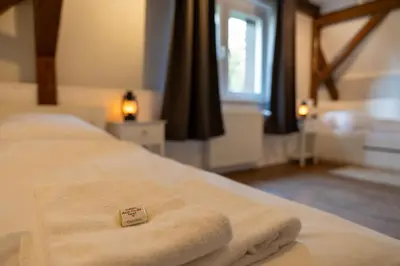 Ein Bett oder Betten in einem Zimmer der Unterkunft LANDHAUS by Comfort Housing - up to 7 guests