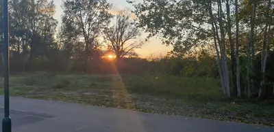 Blick auf den Sonnenuntergang/Sonnenaufgang von der Ferienwohnung aus oder aus der Nähe