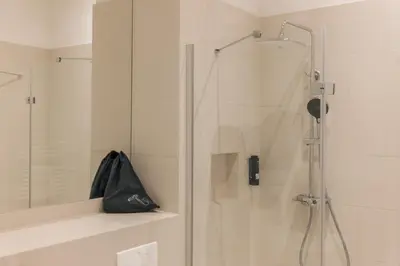 Ein Badezimmer in der Unterkunft Frankfurter Allee Apartments by Sabine