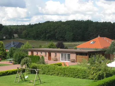 Ein Garten an der Unterkunft Haus Schwielochsee