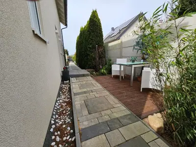 Ein Garten an der Unterkunft BERlin - Oase
