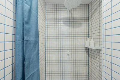 Ein Badezimmer in der Unterkunft Architektur Wohnung in Mitte - Brunnenstr