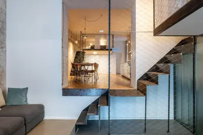 Ein Sitzbereich in der Unterkunft Architecture Apartment Kreuzberg - Maybachufer