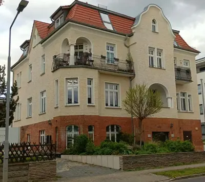 Das Gebäude in dem sich die Ferienwohnung befindet