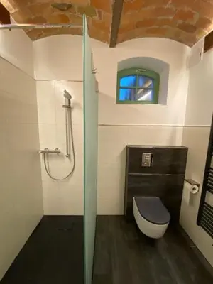 Ein Badezimmer in der Unterkunft Eisern Home 1