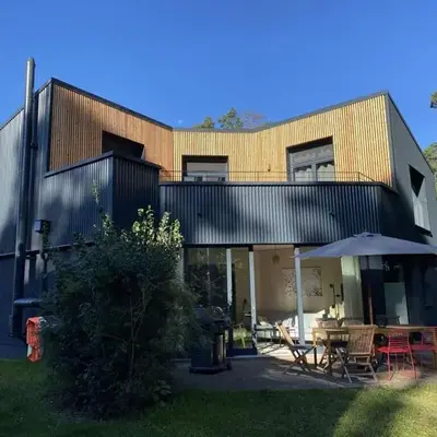Super nice holiday home by the lake