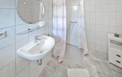 Ein Badezimmer in der Unterkunft Wohnung Templin Ot Dargersdorf