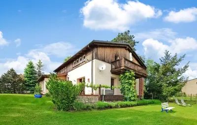 Ein Garten an der Unterkunft Wohnung Templin Ot Dargersdorf